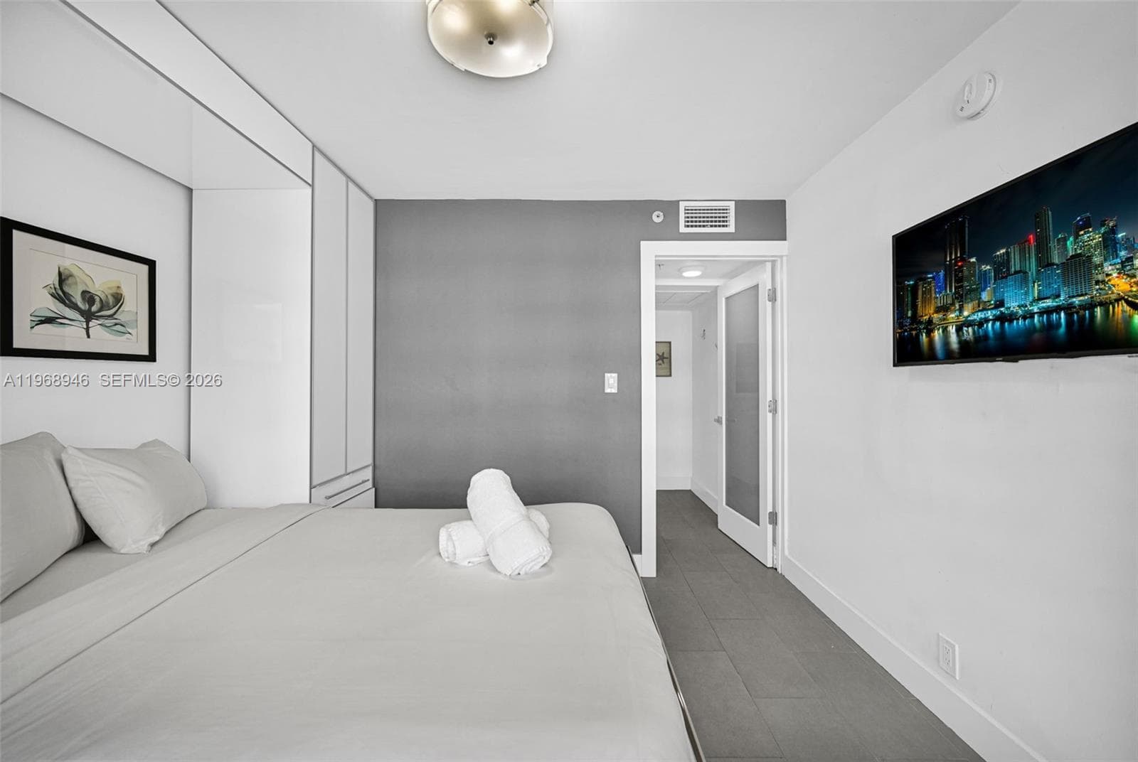5225 Collins Ave # 714, Miami Beach FL 33140 — 28
