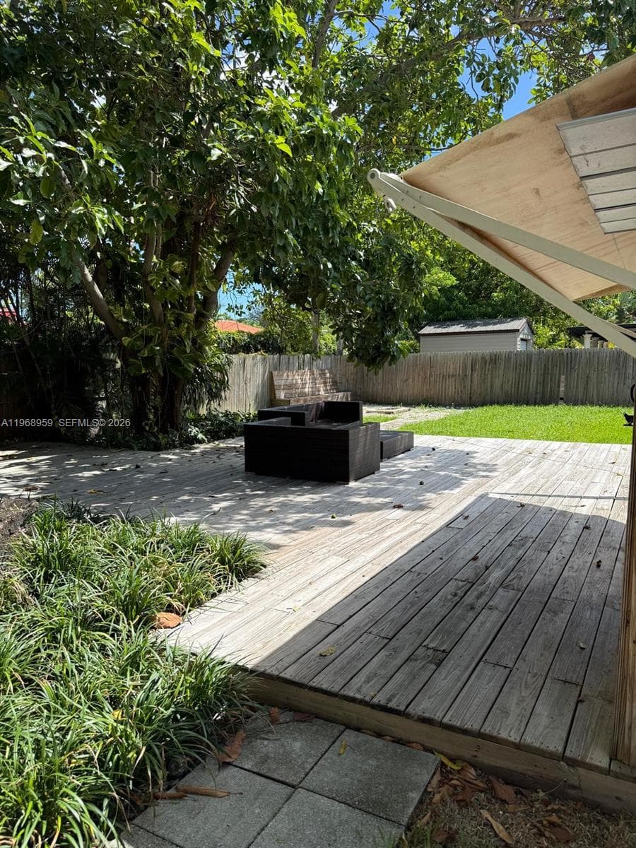 235 NE 46th St, Miami FL 33137 — 47