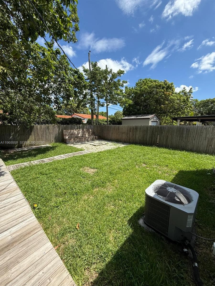 235 NE 46th St, Miami FL 33137 — 45
