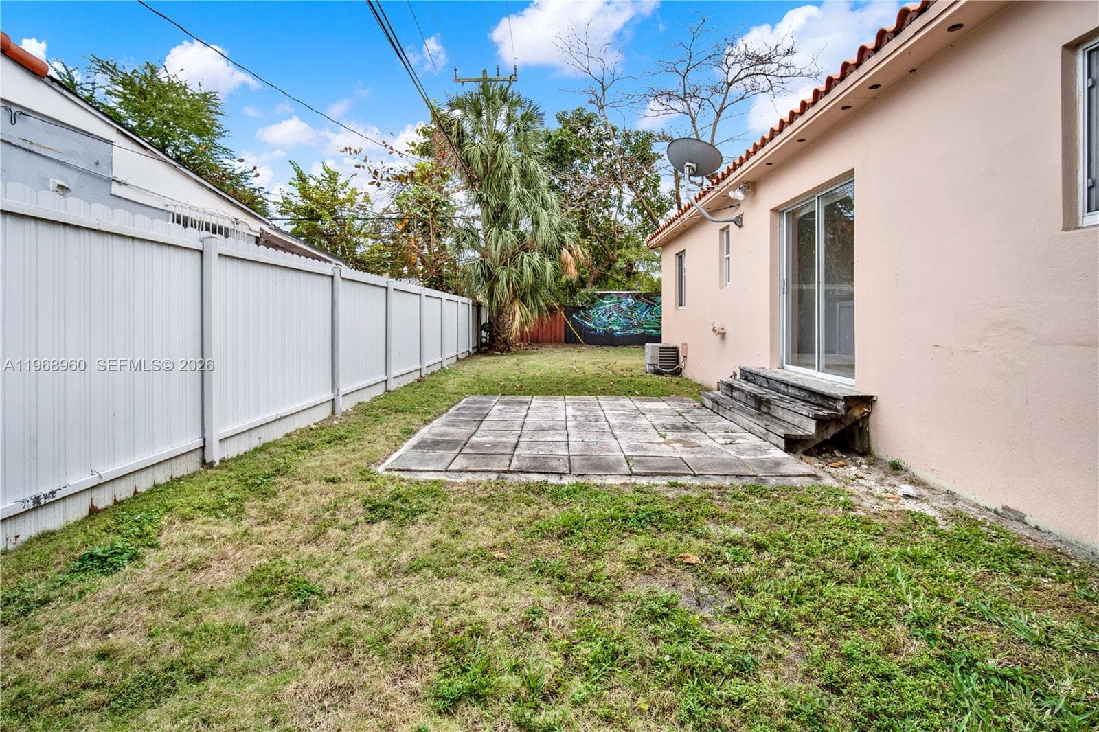 2001 SW 37th Ave, Miami FL 33145 — 25