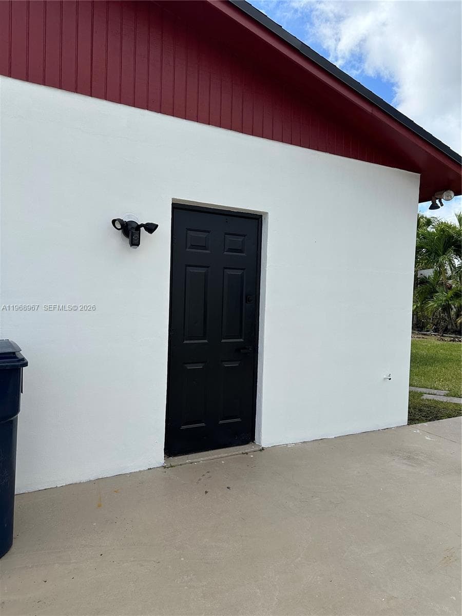 15200 SW 109 ave, Miami FL 33157 — 21