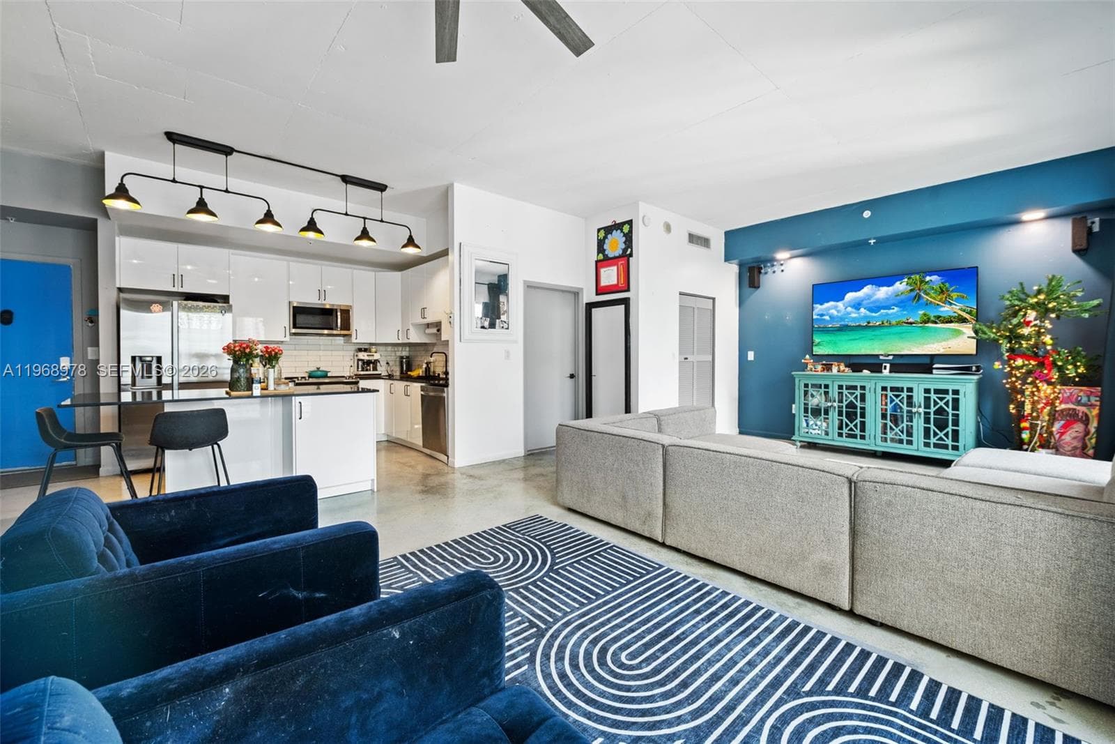 133 NE 2nd Ave # 1606, Miami FL 33132 — 8