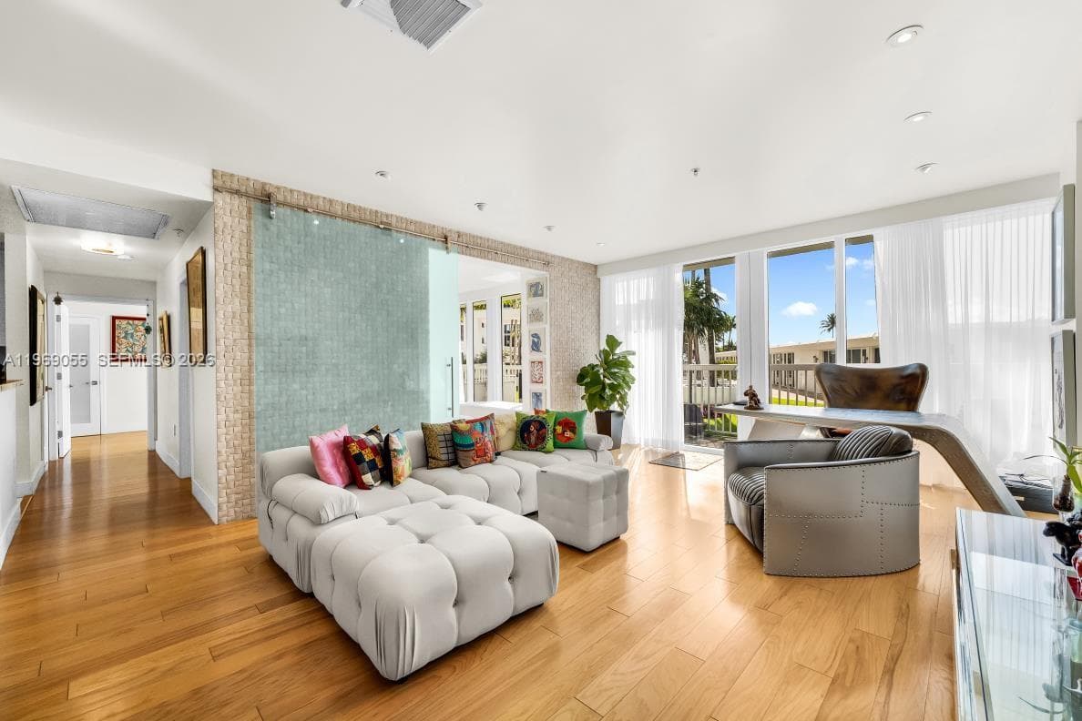 10275 Collins Ave # 102, Bal Harbour FL 33154 — 3