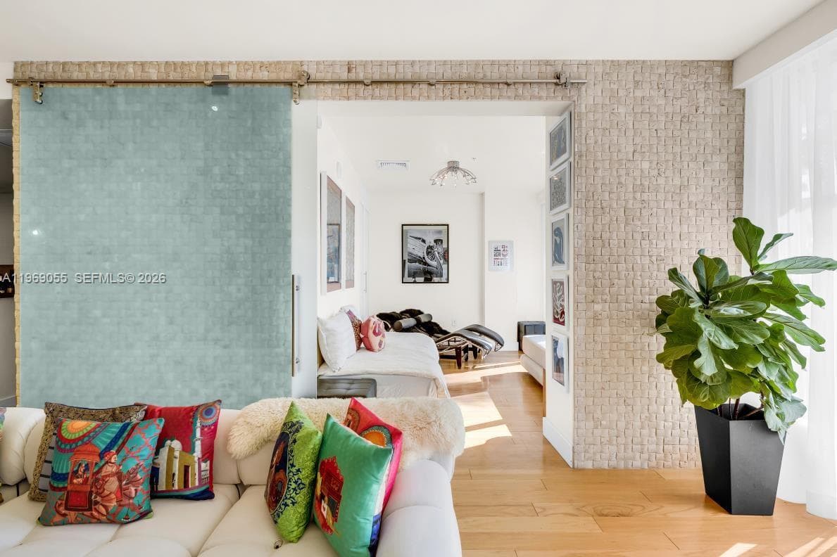 10275 Collins Ave # 102, Bal Harbour FL 33154 — 5