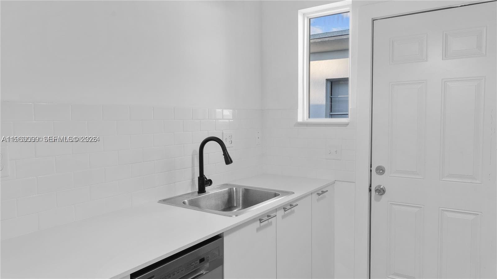 1561 Jefferson Avenue, Miami Beach FL 33139 — 89