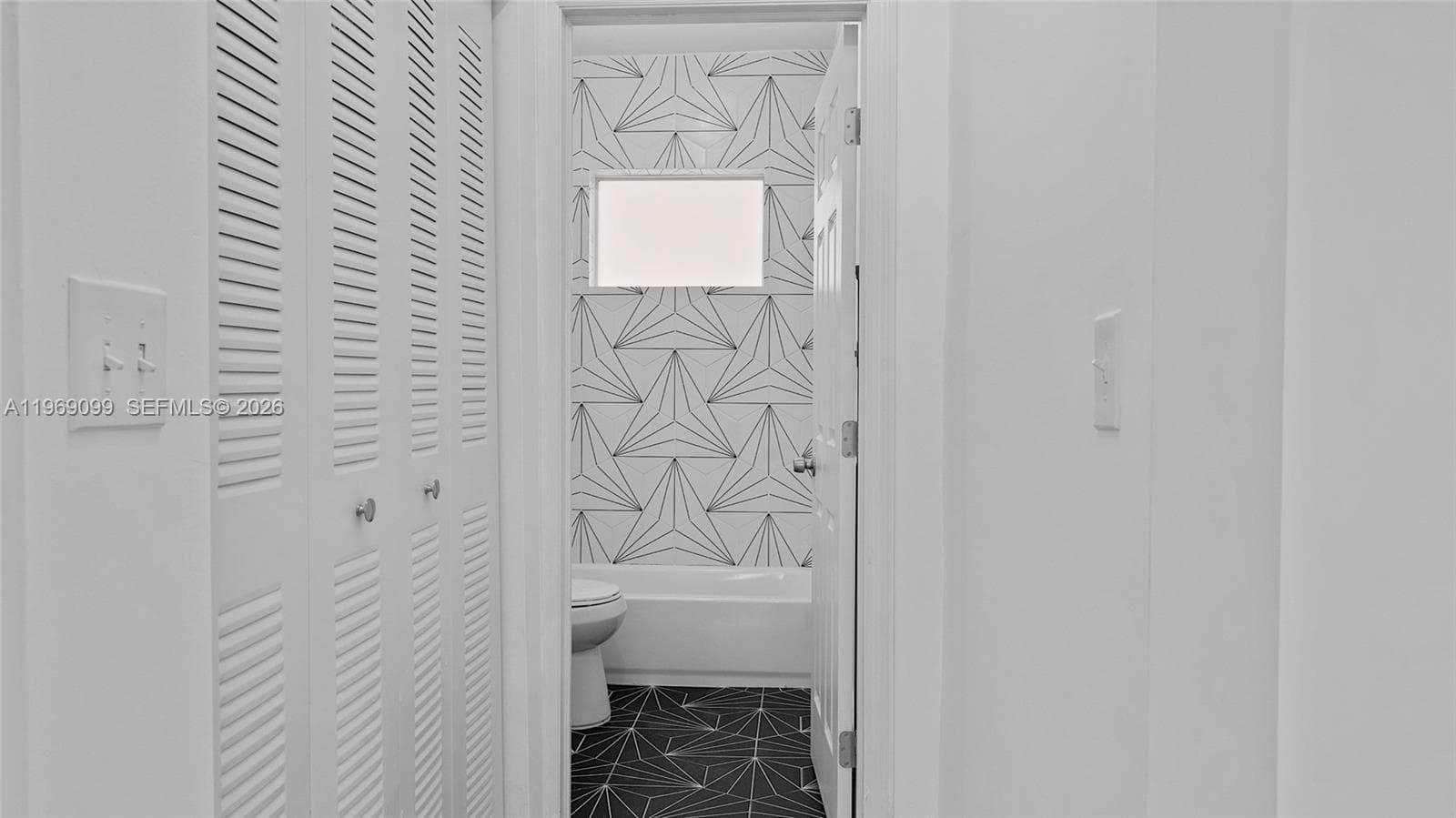 1561 Jefferson Avenue, Miami Beach FL 33139 — 40