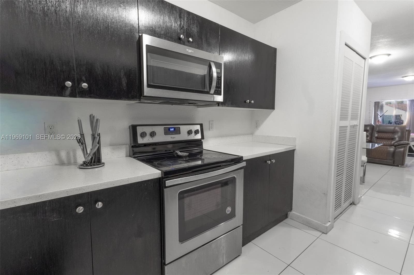 1998 NW 47th St, Miami FL 33142 — 5