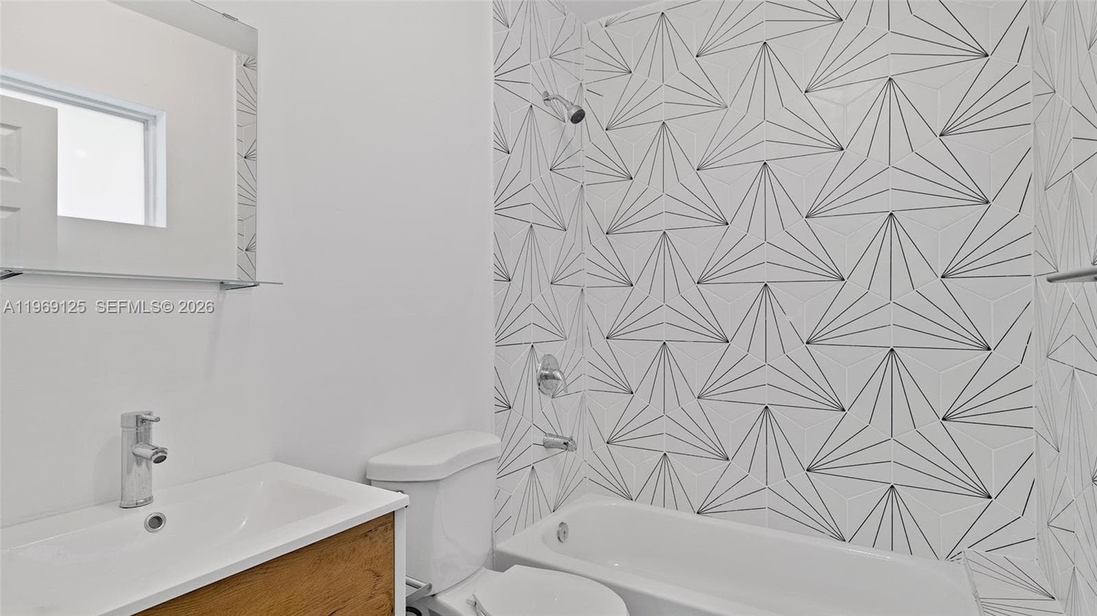 1561 Jefferson Avenue, Miami Beach FL 33139 — 7