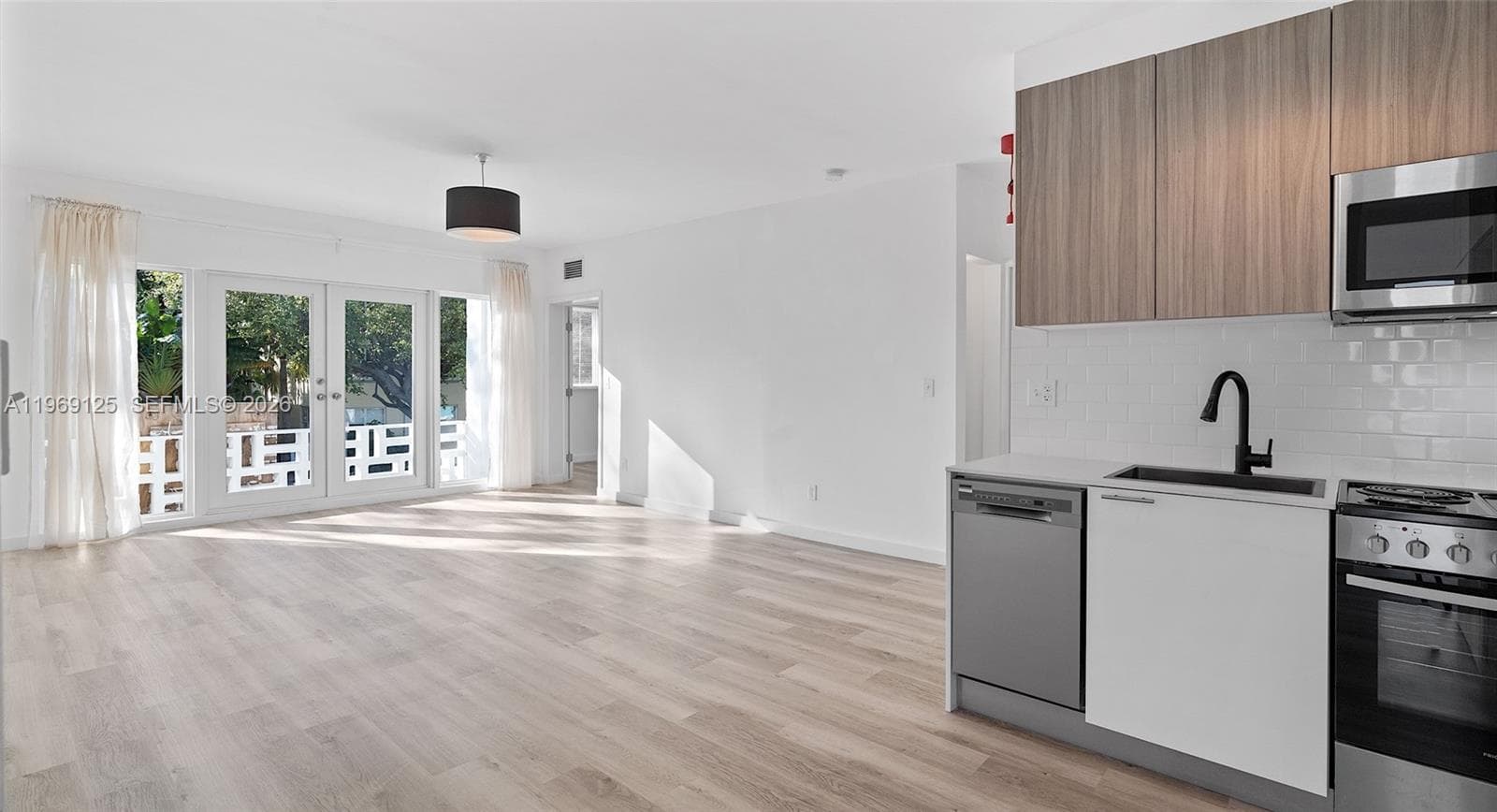 1561 Jefferson Avenue, Miami Beach FL 33139 — 1