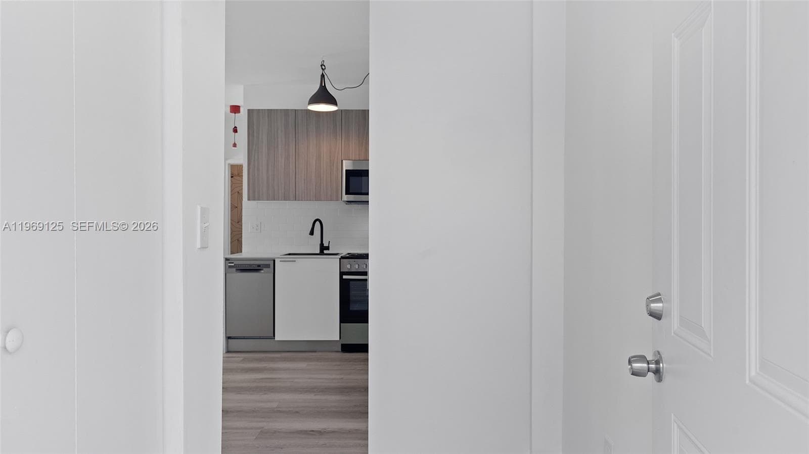 1561 Jefferson Avenue, Miami Beach FL 33139 — 19