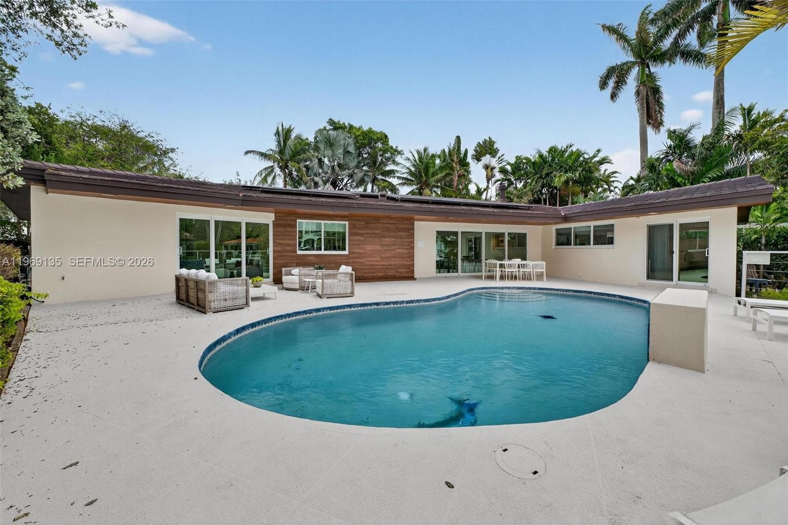 13060 Lerida St, Coral Gables FL 33156 — 19