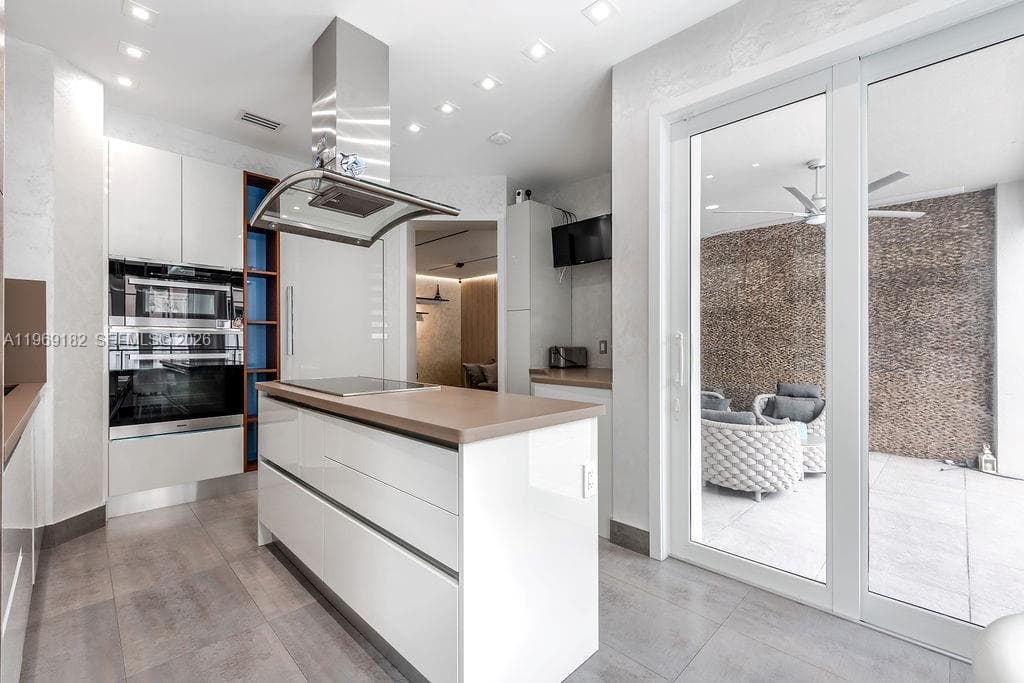 Golden Gate Estates & Mar, Sunny Isles Beach, FL — 8