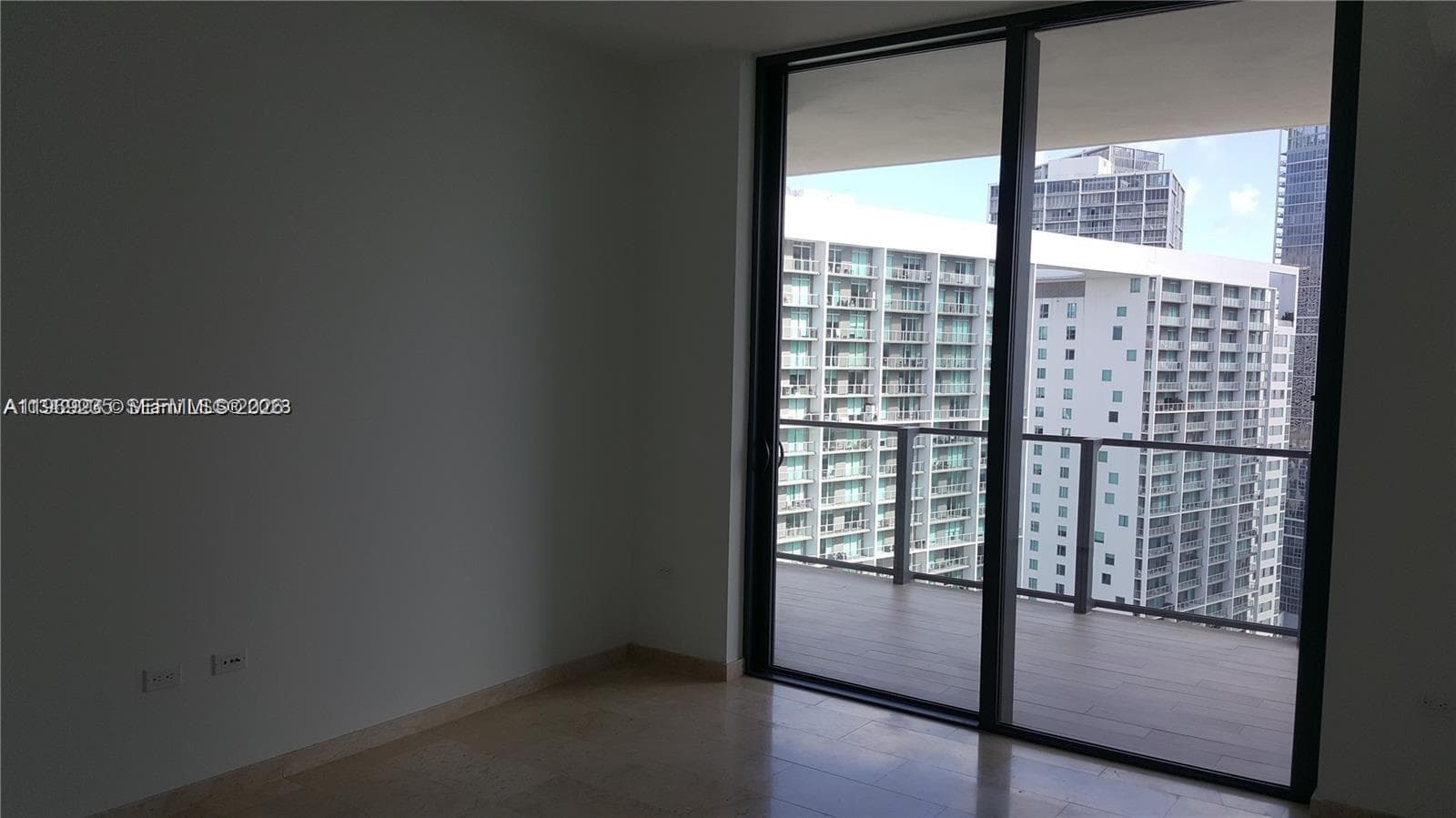 68 SE 6th St # 3305, Miami FL 33131 — 10