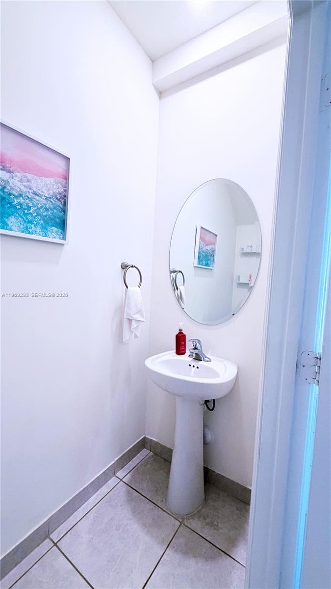 3264 W 100th Ter # 3264, Hialeah FL 33018 — 12