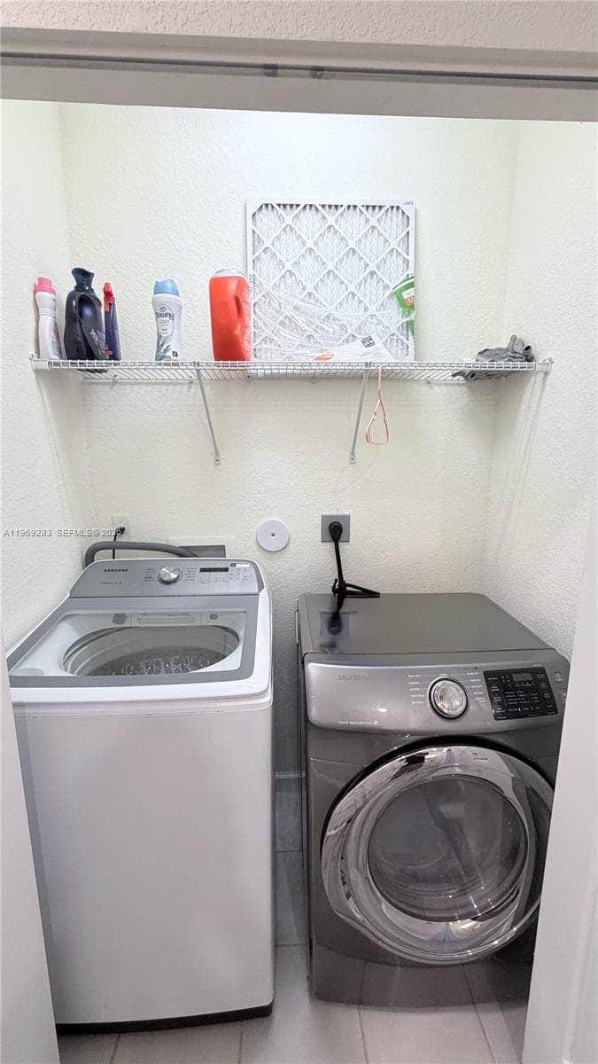 3264 W 100th Ter # 3264, Hialeah FL 33018 — 26