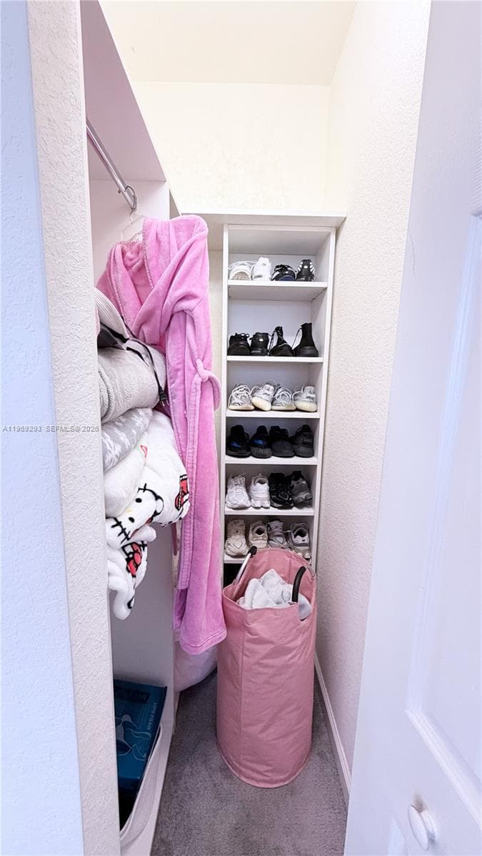 3264 W 100th Ter # 3264, Hialeah FL 33018 — 22