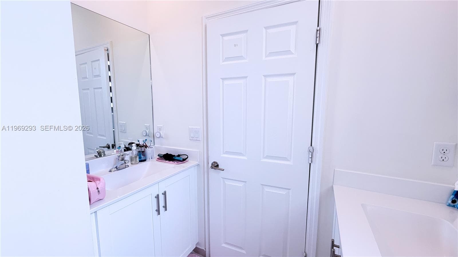 3264 W 100th Ter # 3264, Hialeah FL 33018 — 19