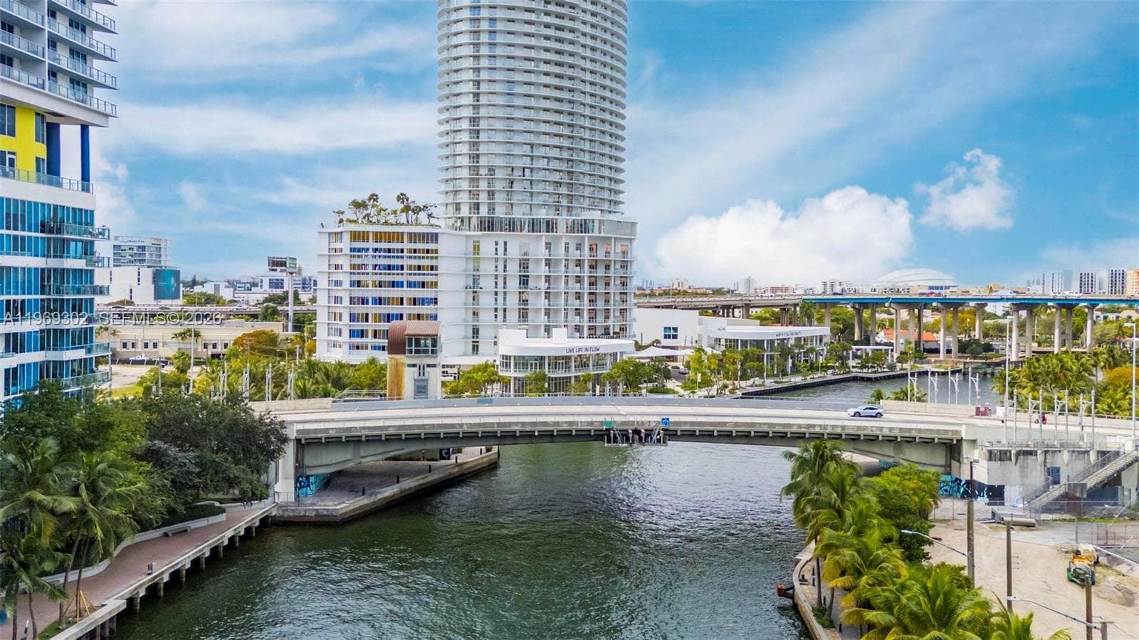 175 SW 7th St # 1715, Miami FL 33130 — 33