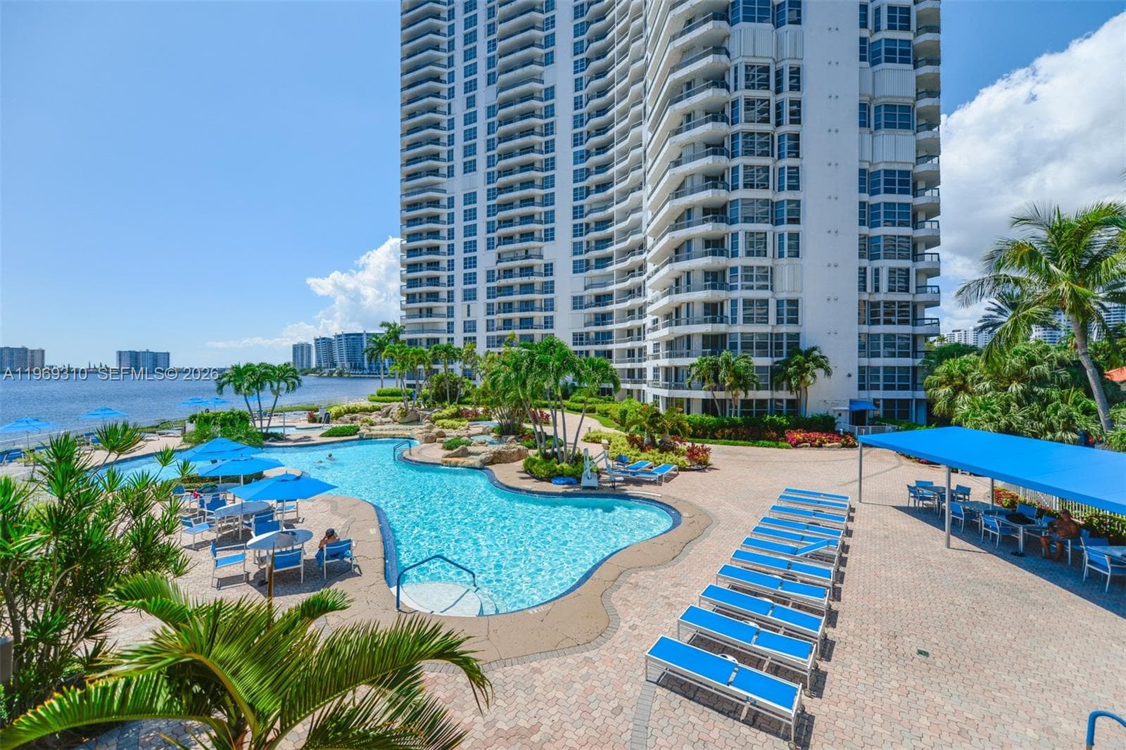 19195 NE 36th Ct # 2707, Aventura FL 33180 — 52