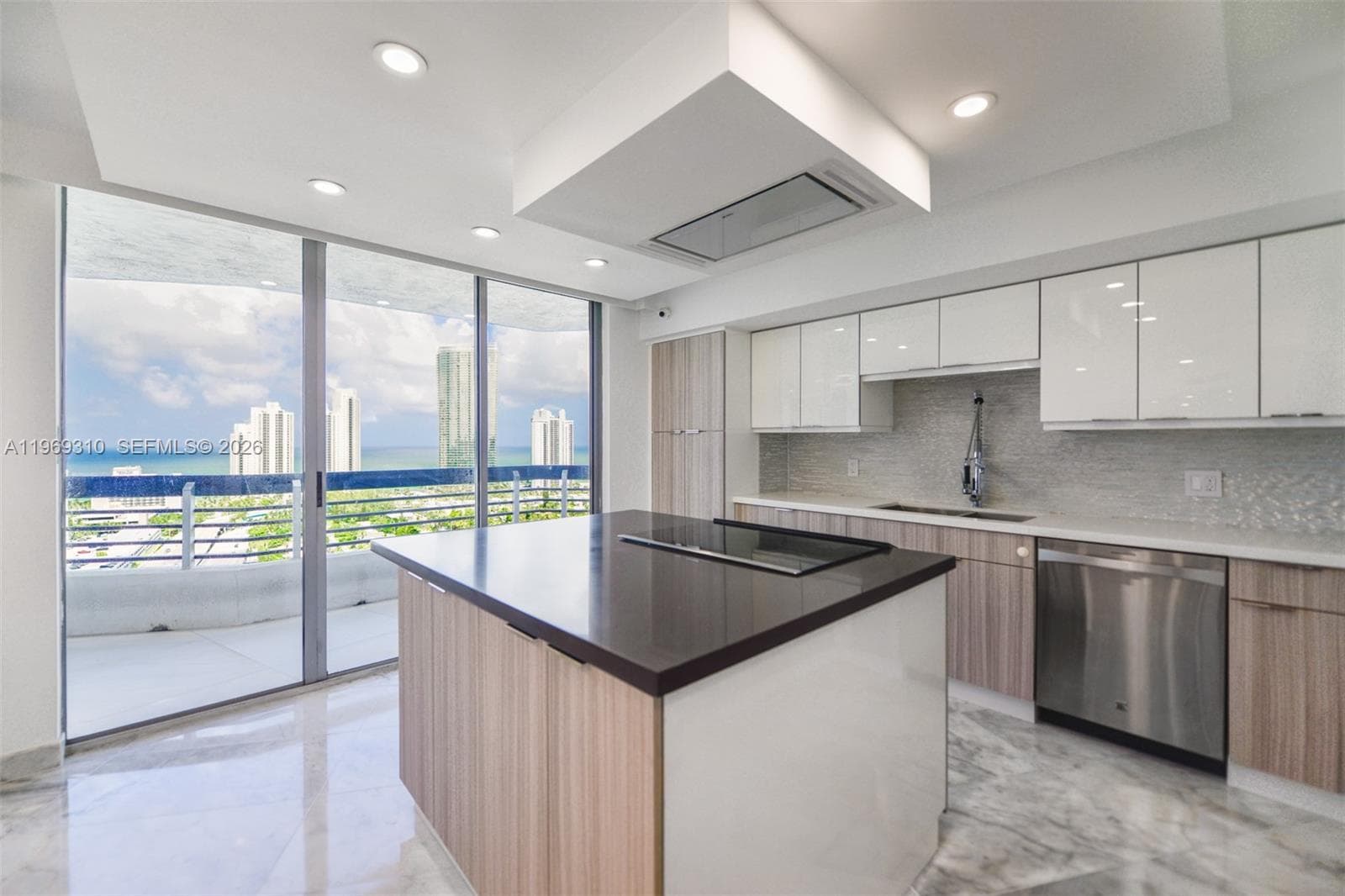 19195 NE 36th Ct # 2707, Aventura FL 33180 — 43