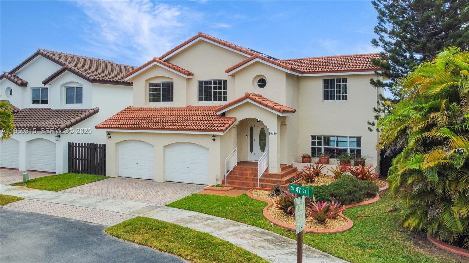 15490 SW 47th St, Miami FL 33185 — 40