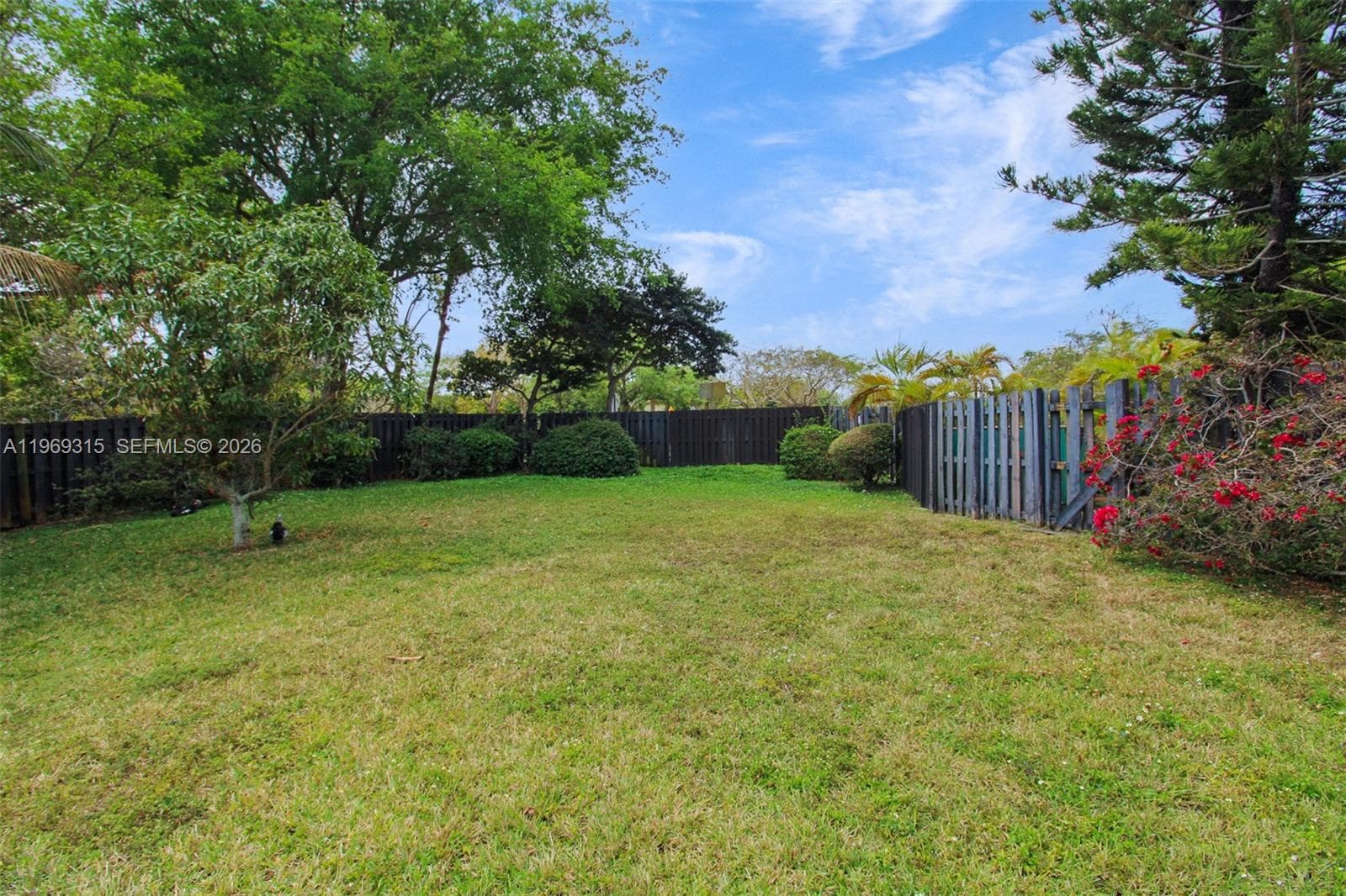 15490 SW 47th St, Miami FL 33185 — 35
