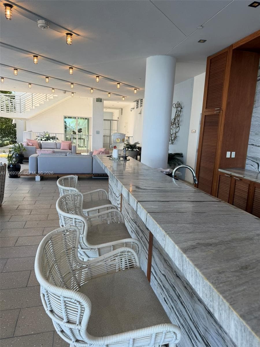 2900 NE 7th Ave # 1205, Miami FL 33137 — 99