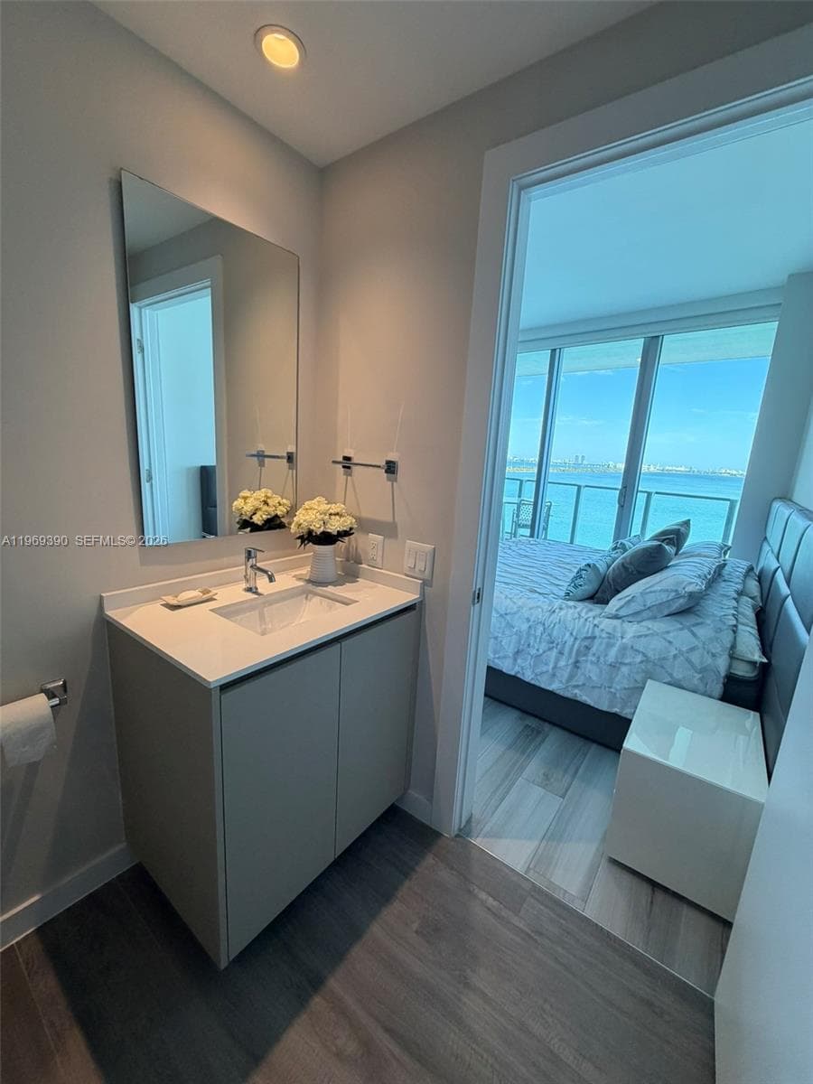 2900 NE 7th Ave # 1205, Miami FL 33137 — 71