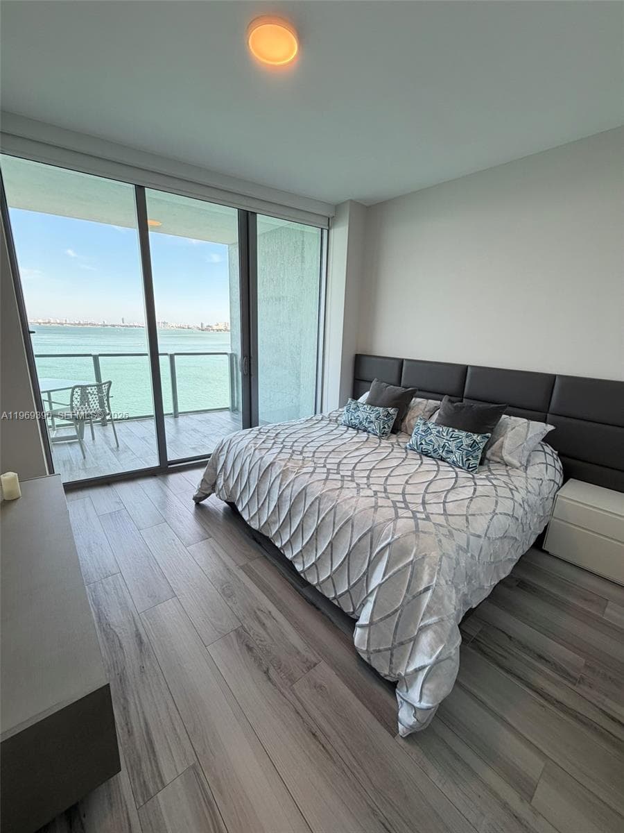 2900 NE 7th Ave # 1205, Miami FL 33137 — 75
