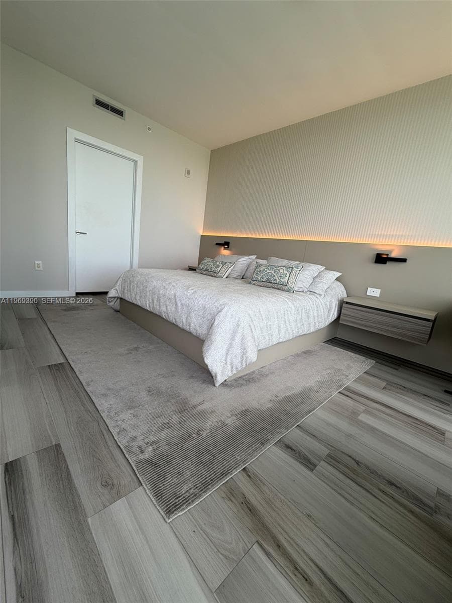 2900 NE 7th Ave # 1205, Miami FL 33137 — 24