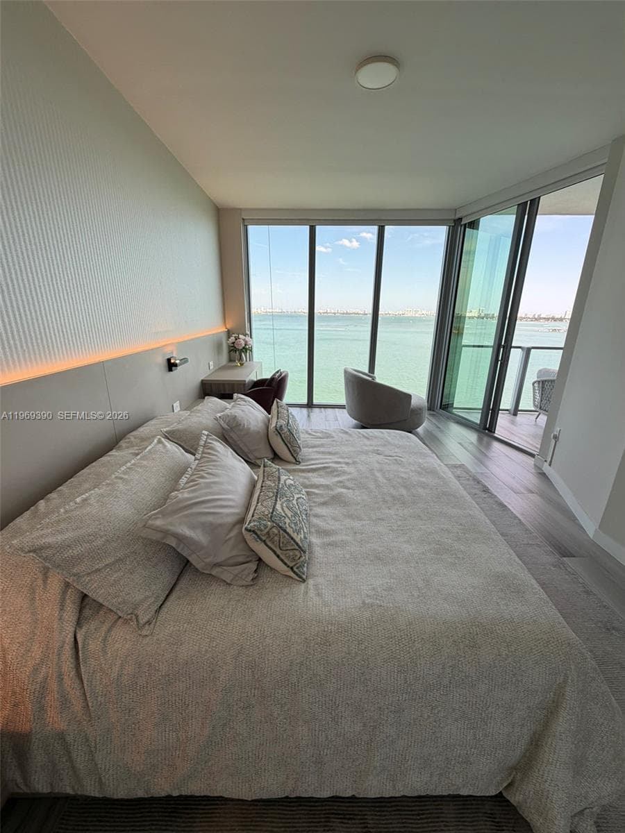 2900 NE 7th Ave # 1205, Miami FL 33137 — 69