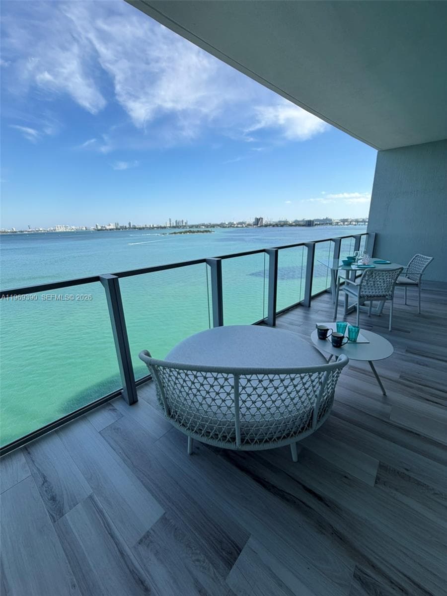 2900 NE 7th Ave # 1205, Miami FL 33137 — 10