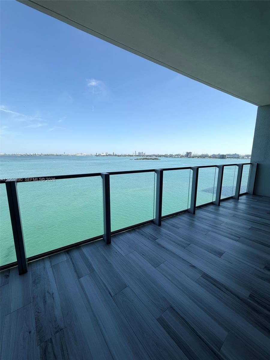 2900 NE 7th Ave # 1205, Miami FL 33137 — 49