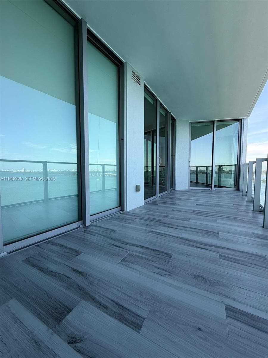 2900 NE 7th Ave # 1205, Miami FL 33137 — 50