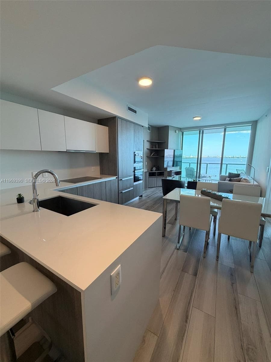 2900 NE 7th Ave # 1205, Miami FL 33137 — 15