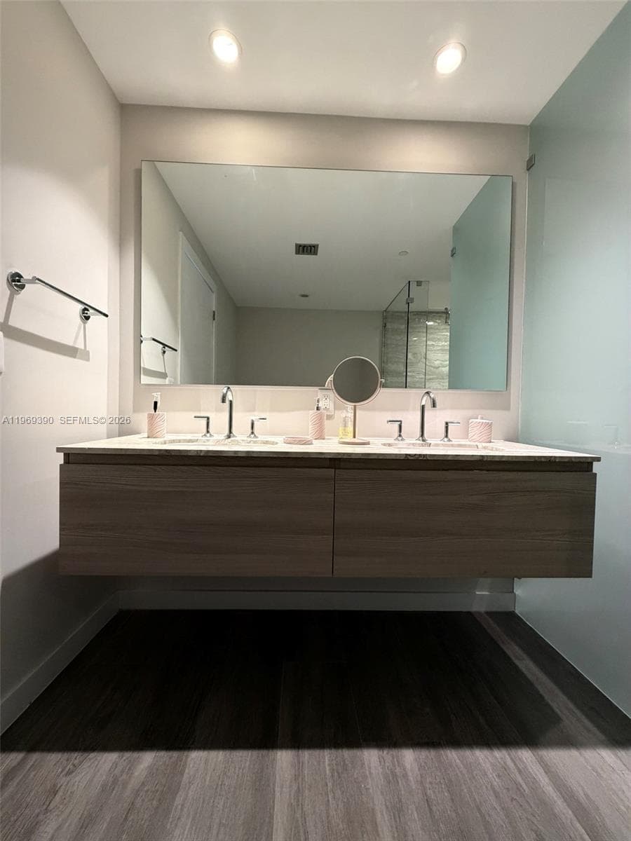 2900 NE 7th Ave # 1205, Miami FL 33137 — 44
