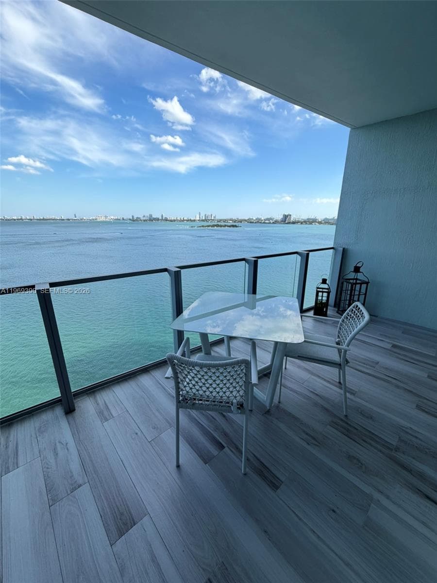 2900 NE 7th Ave # 1205, Miami FL 33137 — 64