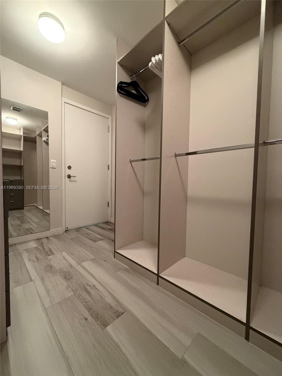 2900 NE 7th Ave # 1205, Miami FL 33137 — 39