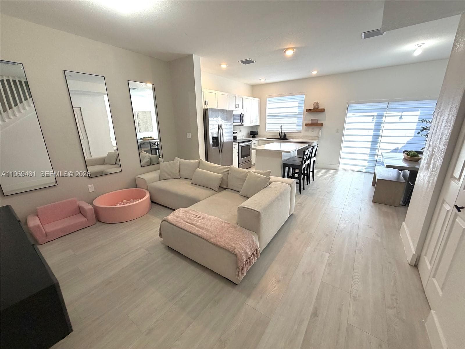 14724 SW 181st Ter, Miami FL 33187 — 25
