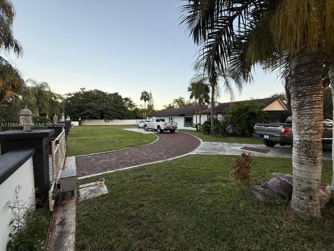 15750 SW 216th St, Miami FL 33170 — 3