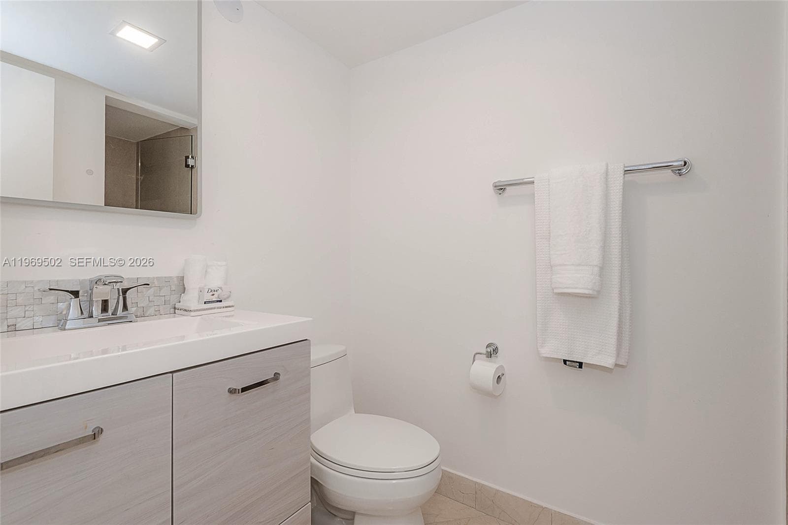 6423 Collins Ave # 309, Miami Beach FL 33141 — 28
