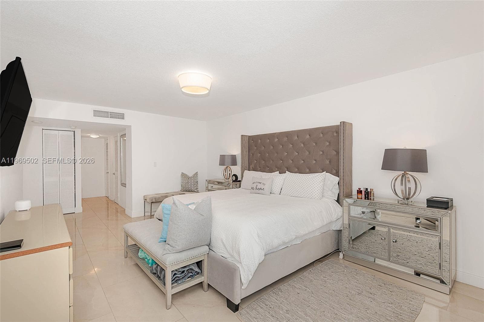 6423 Collins Ave # 309, Miami Beach FL 33141 — 19