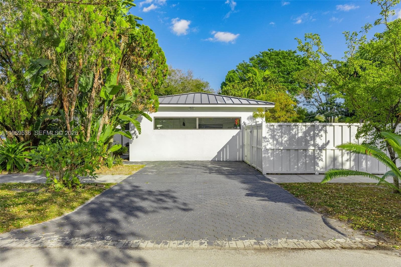 312 NE 90th St, El Portal FL 33138 — 59