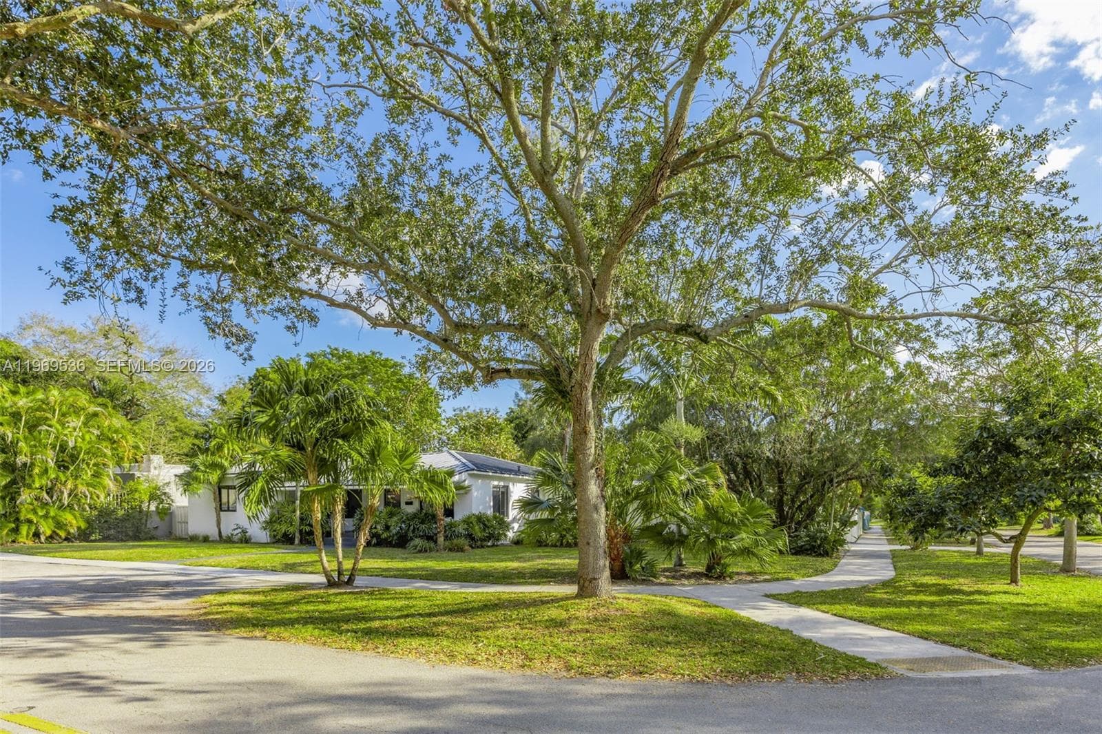 312 NE 90th St, El Portal FL 33138 — 58