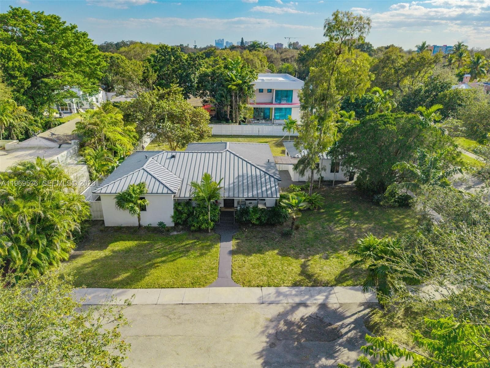 312 NE 90th St, El Portal FL 33138 — 48