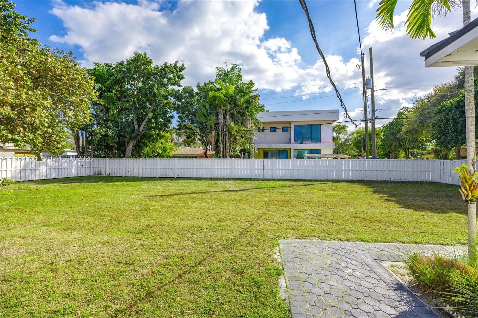 312 NE 90th St, El Portal FL 33138 — 40