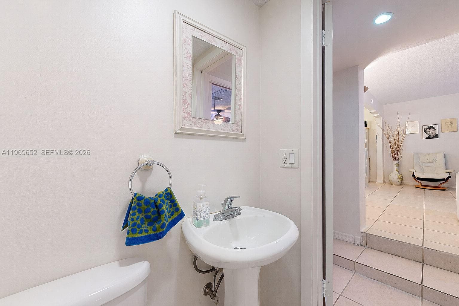 1611 SW 21st St, Miami FL 33145 — 27