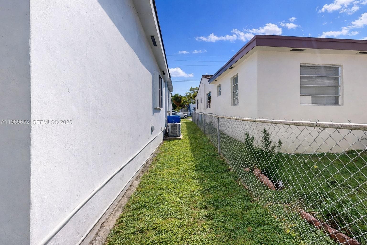 1611 SW 21st St, Miami FL 33145 — 56