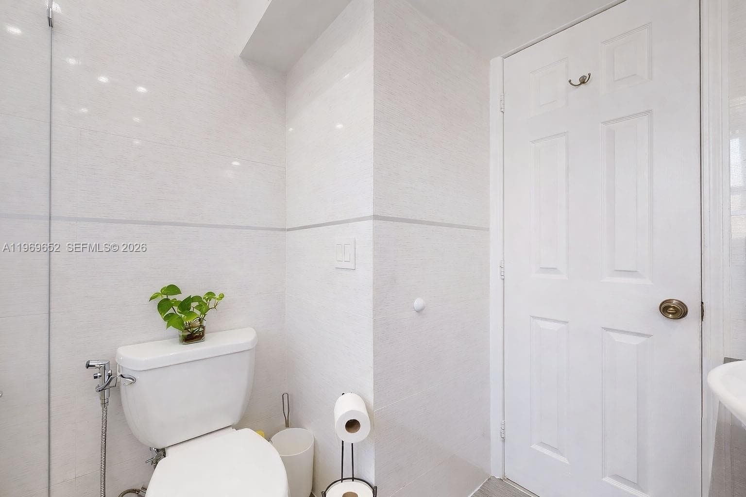 1611 SW 21st St, Miami FL 33145 — 20