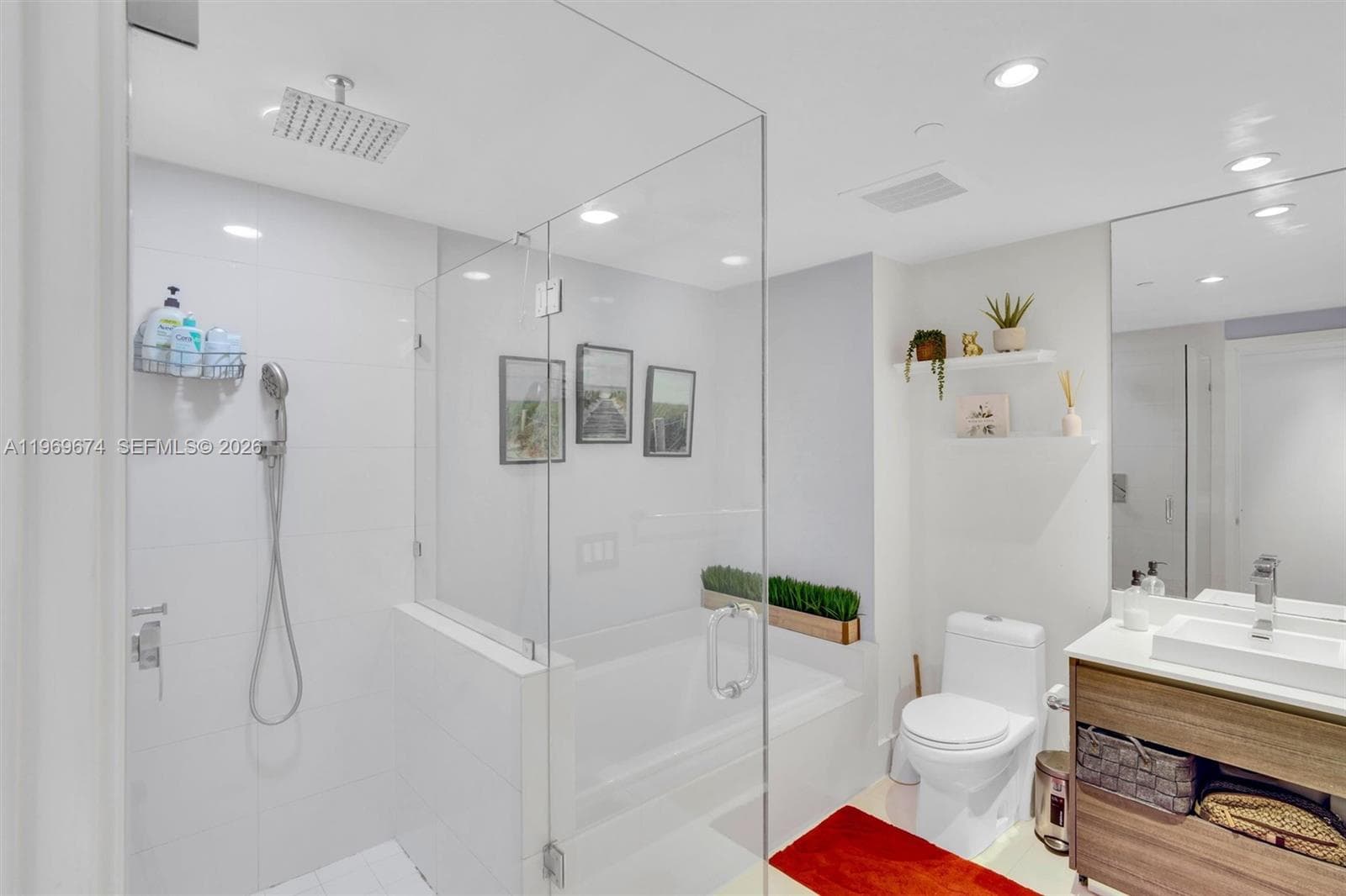 1100 S Miami Ave # 3508, Miami FL 33130 — 15